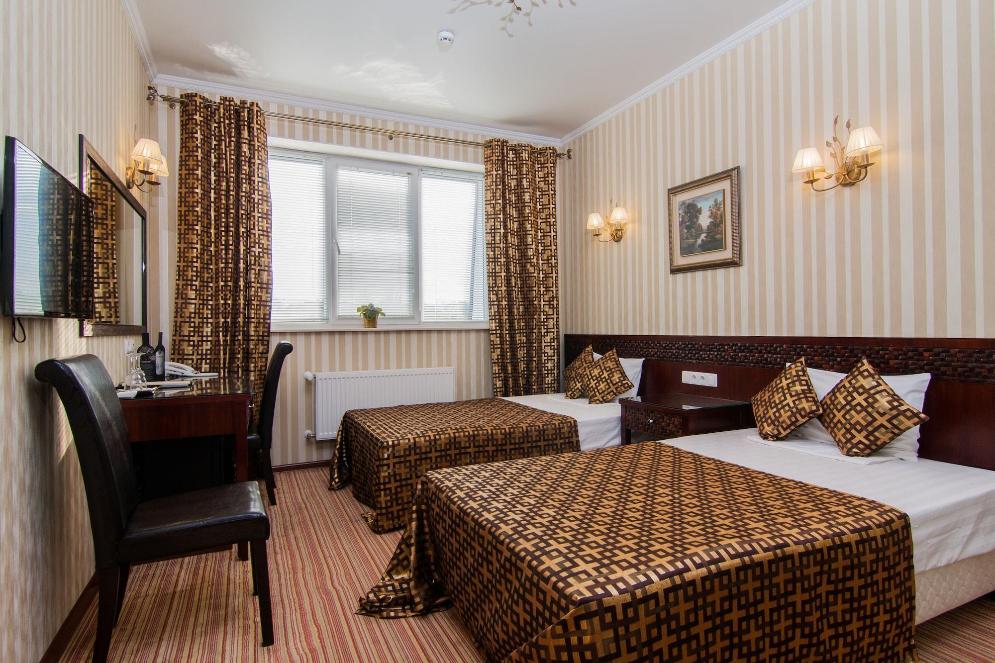 Klassik Hotel Chisinau Ngoại thất bức ảnh