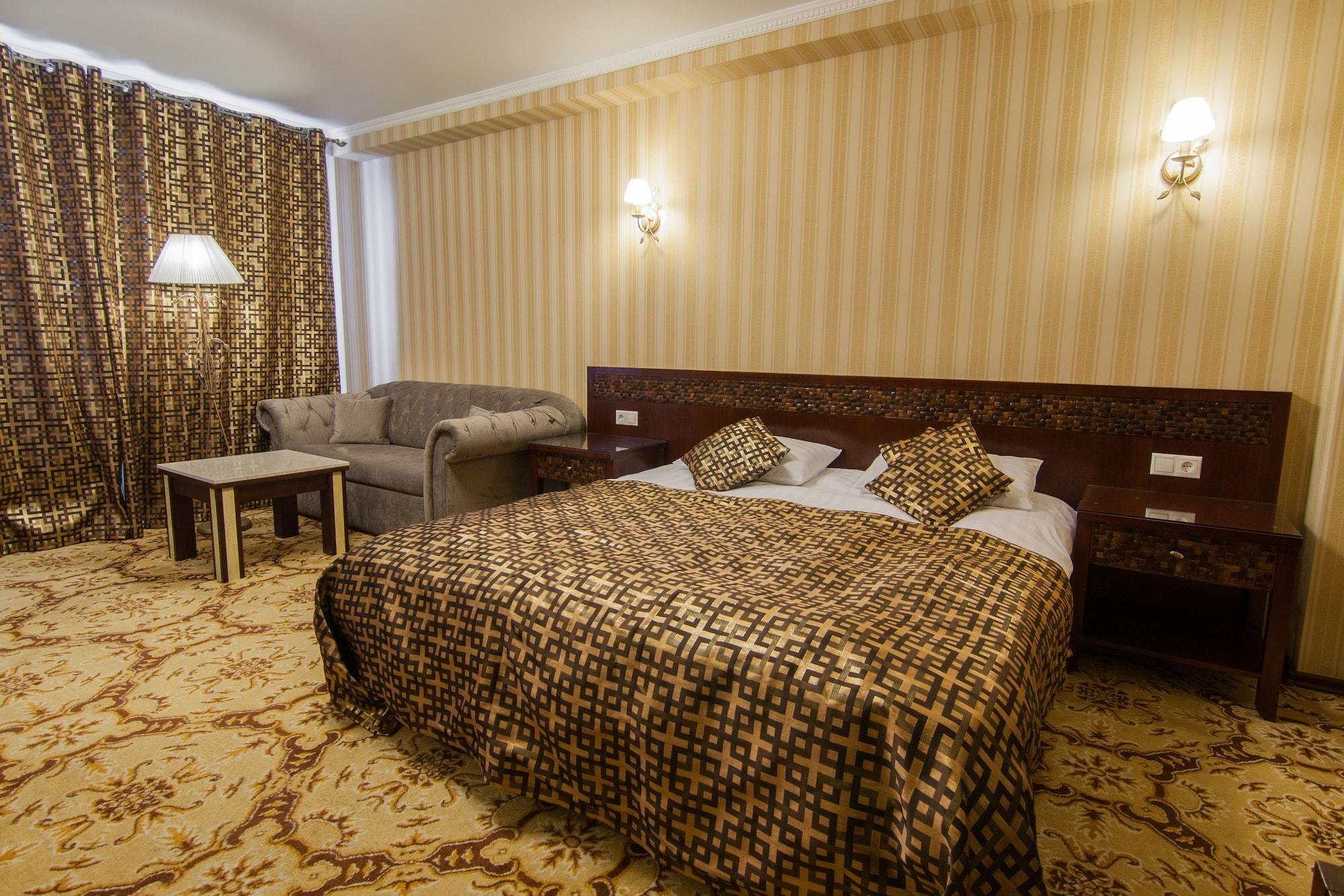 Klassik Hotel Chisinau Ngoại thất bức ảnh