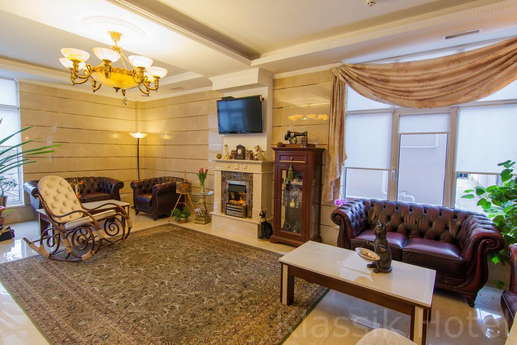 Klassik Hotel Chisinau Ngoại thất bức ảnh