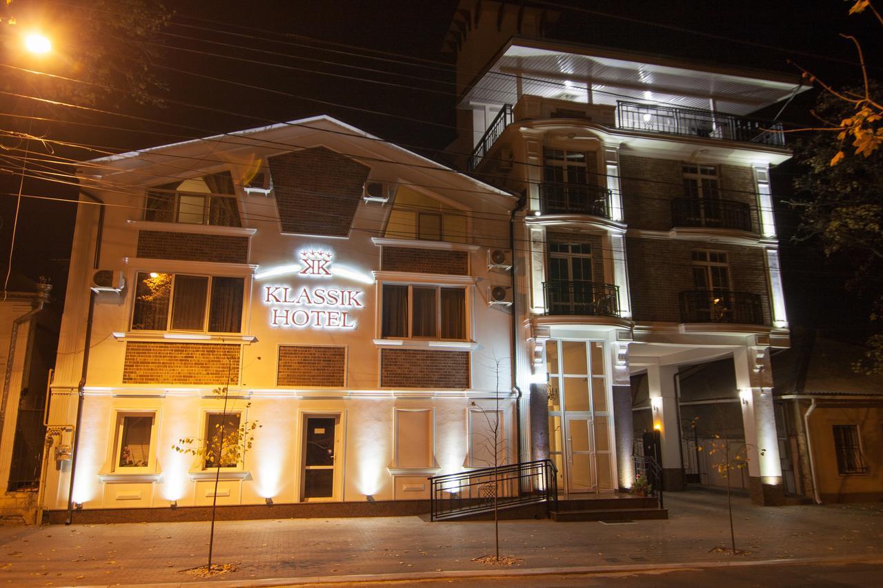 Klassik Hotel Chisinau Ngoại thất bức ảnh