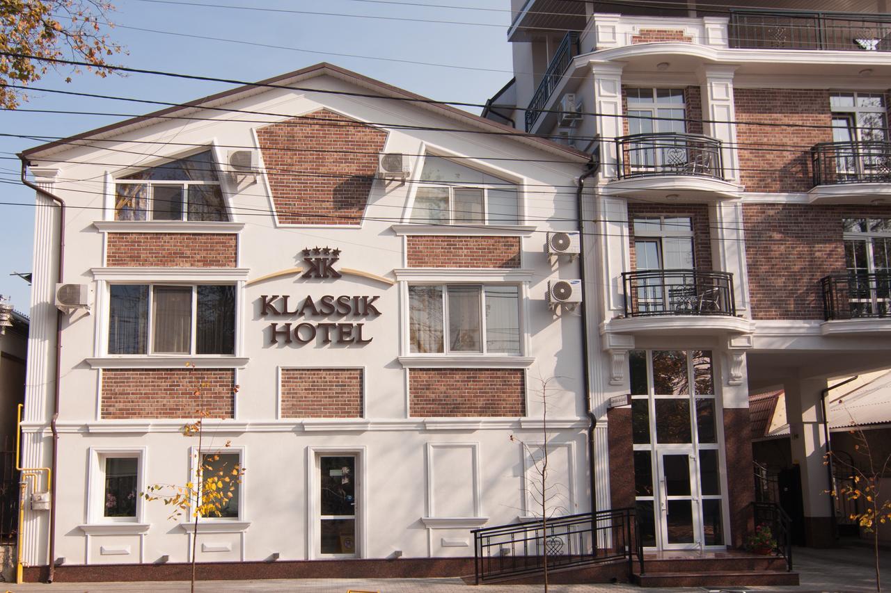 Klassik Hotel Chisinau Ngoại thất bức ảnh